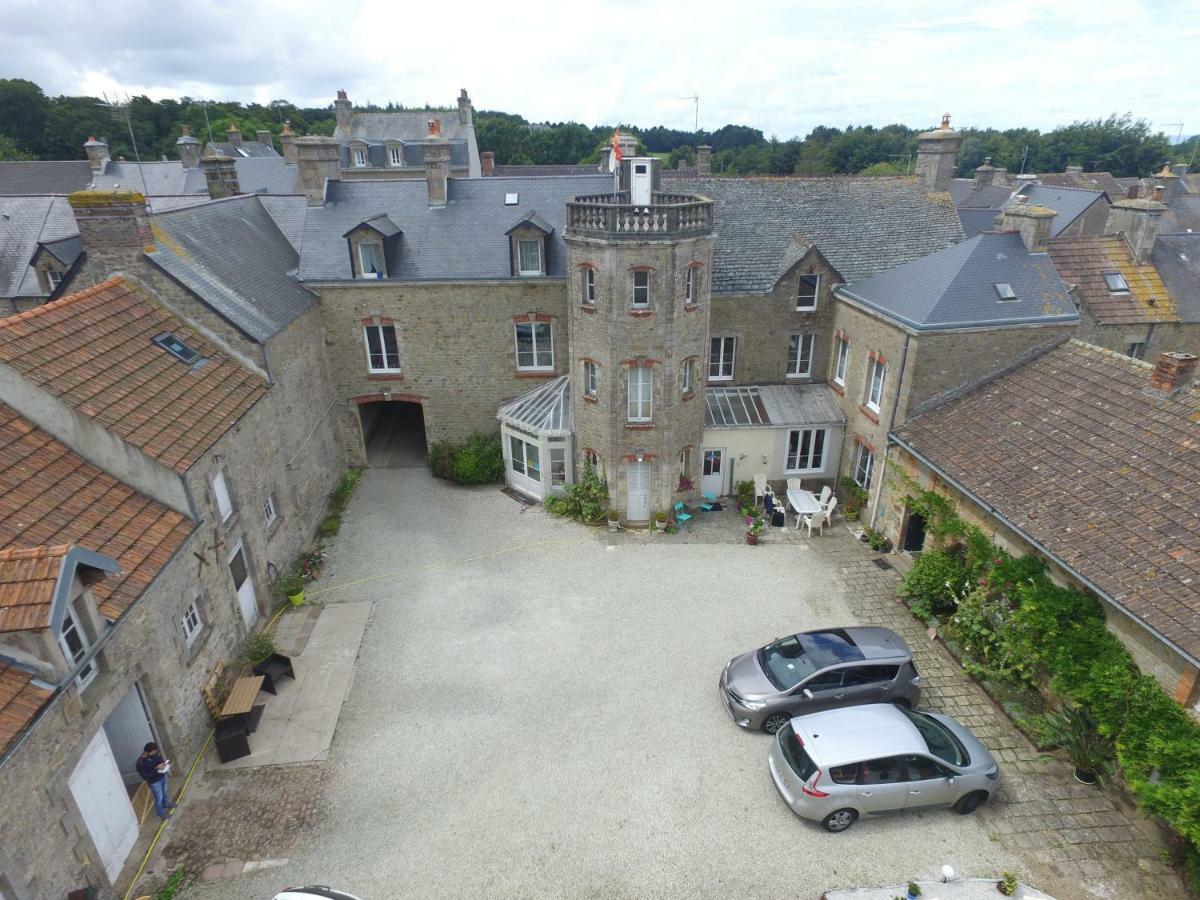 La Tourelle En Normandie Saint-Pierre-Eglise Exterior photo